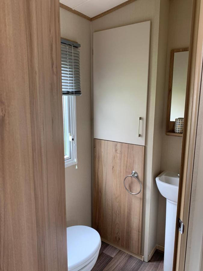 Newquay Bay Porth Caravan - 6 Berth Екстер'єр фото